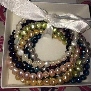 FRESHWATER PEARL BRACELETS
