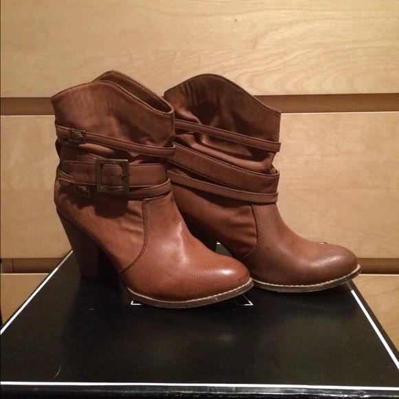 Mia booties