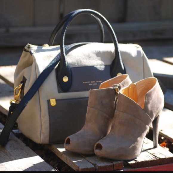 Nine West leather booties!