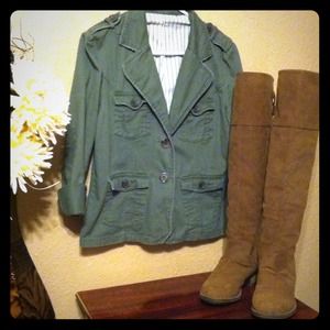 💚Adorable green blazer💚