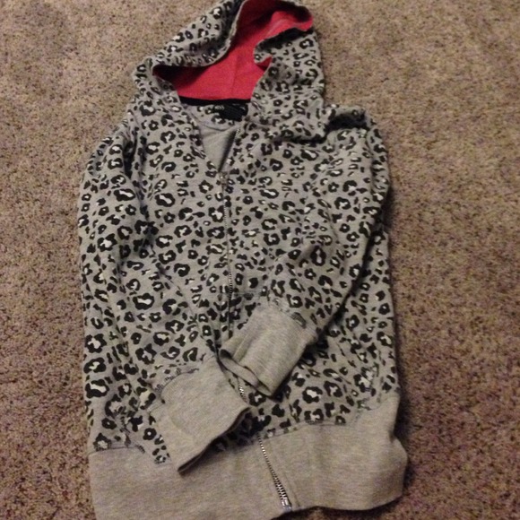 Cheetah quarter sleeve cardigan zip up hoodie