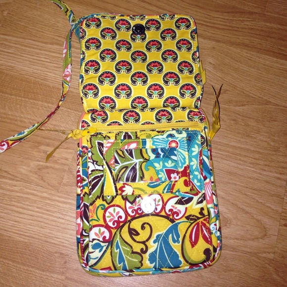 SOLD Vera Bradley Mini Hipster Purse - Picture 2 of 3