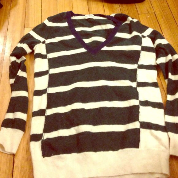 Green and white striped v-neck sweater, Madewell