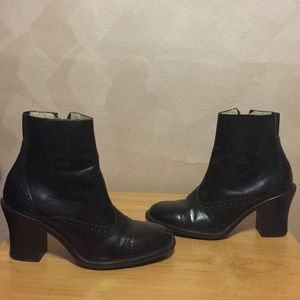 New Kenneth Cole Black Boots!!