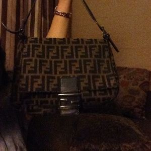 FENDI purse ✨✨💕