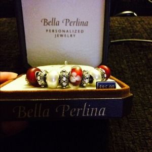 Bella Perlina charm bracelet