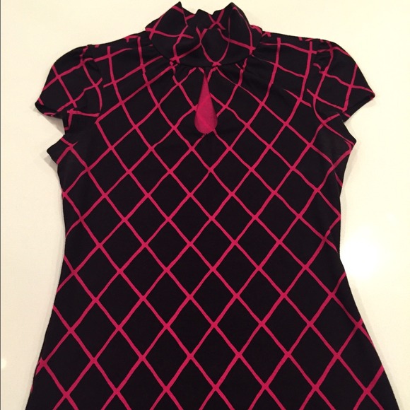 Express Top - Picture 2 of 2