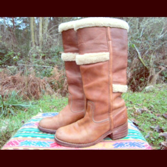 Frye campus boot with shearling - size 8 - vintage