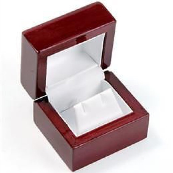 NEW Cherry Wood Earring Gift Box