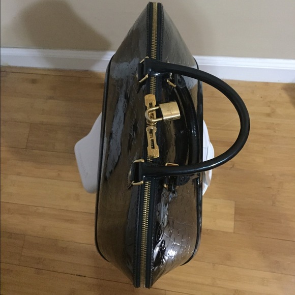 Handbag - Picture 3 of 4