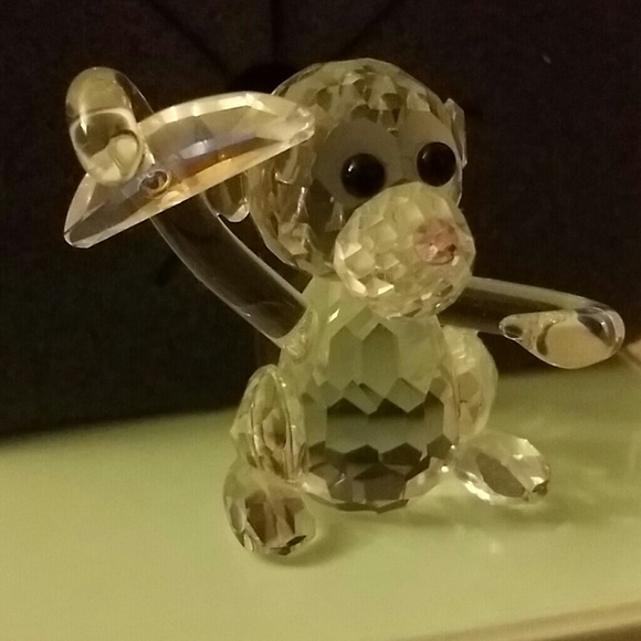 Collectibles Crystal Figurine by Crystal World