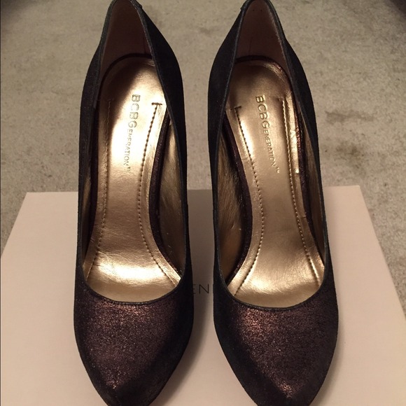 BCBG Generation Parade Bronze/OttoneMetallic Pumps