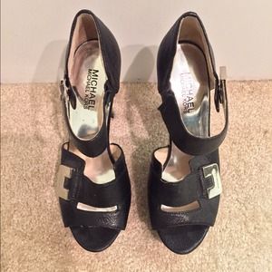 Michael Kors Heels! Size 7!