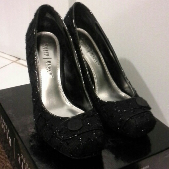 White House Black Market pumps