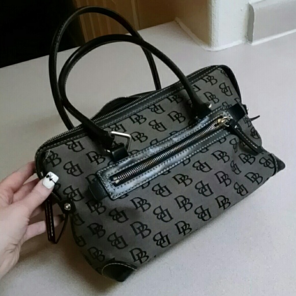 Purse - Picture 3 of 4