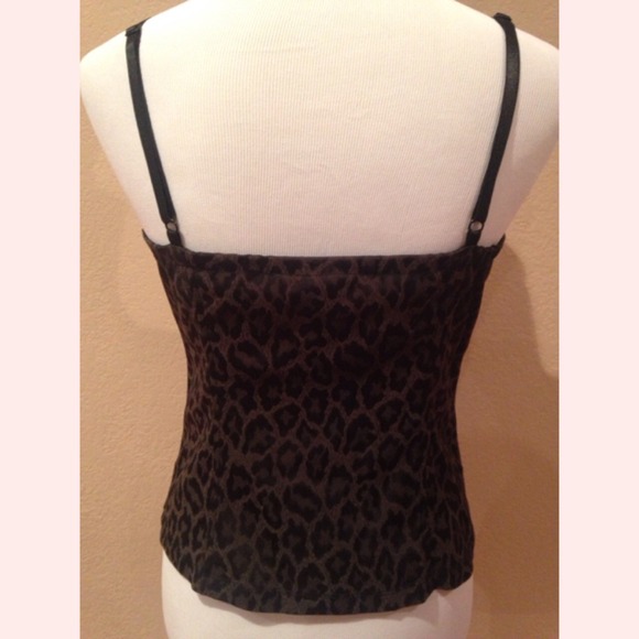 NWT • Leopard Print Top - Picture 3 of 3