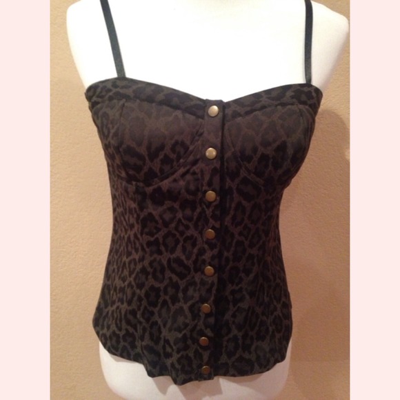 NWT • Leopard Print Top - Picture 1 of 3