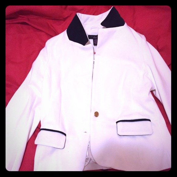 Arden B white blazer