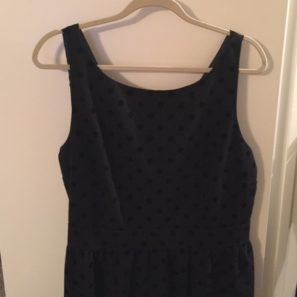Loft LBD w black polka dots - size 16