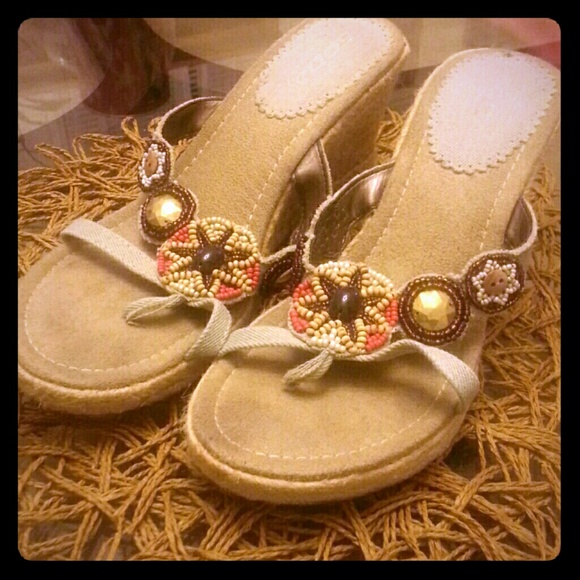 🚨reduced 🚨 Soda Sandals