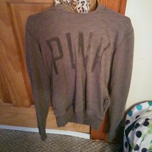Vs pullover