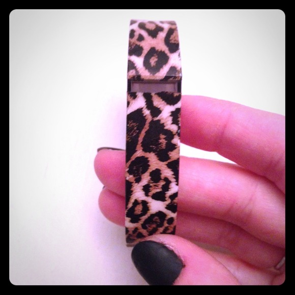 Replacement band for the fit but flex leopard