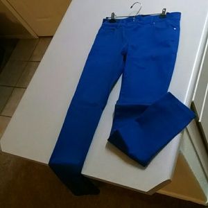Blue skinny jeans