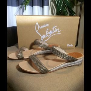 😍Auth. Christian Loub. Silver Mesh Espadrilles😍
