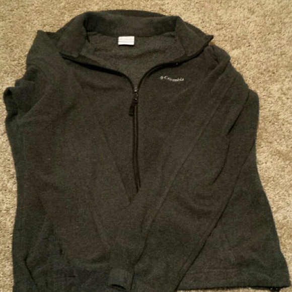 Columbia full zip up sweatshirt. Women's Medium.