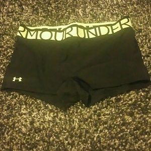 Under Armour black shorts