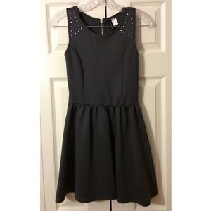 Gray Fit and Flare Short Dress