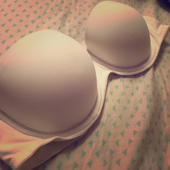 Vs pink 32 D