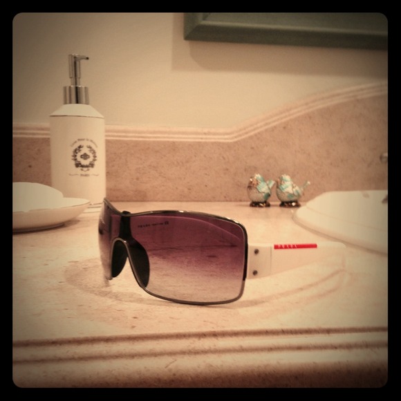 White Prada sunglasses! - Picture 1 of 3