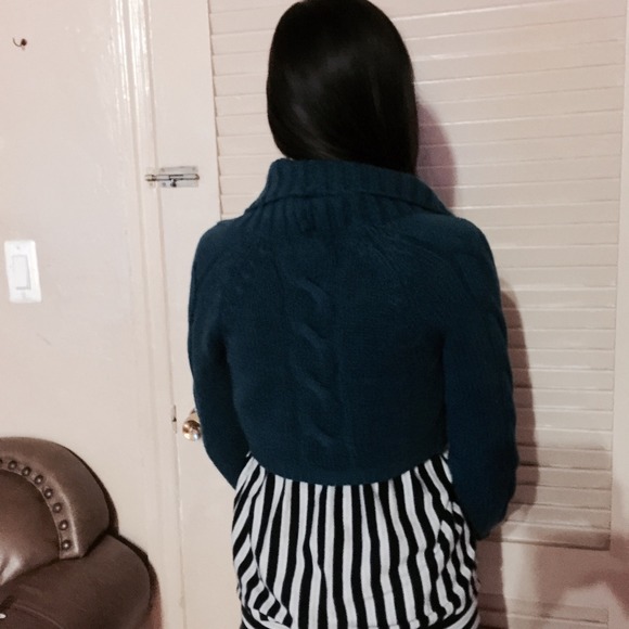 Cropped Cardigan size S - Picture 3 of 4