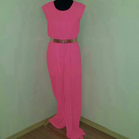 Chain Trim Jumpsuit
Neon Coral Size Medium