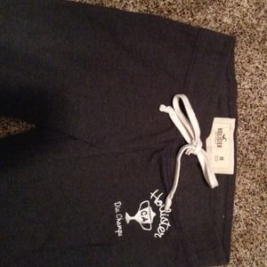 Gray hollister sweats