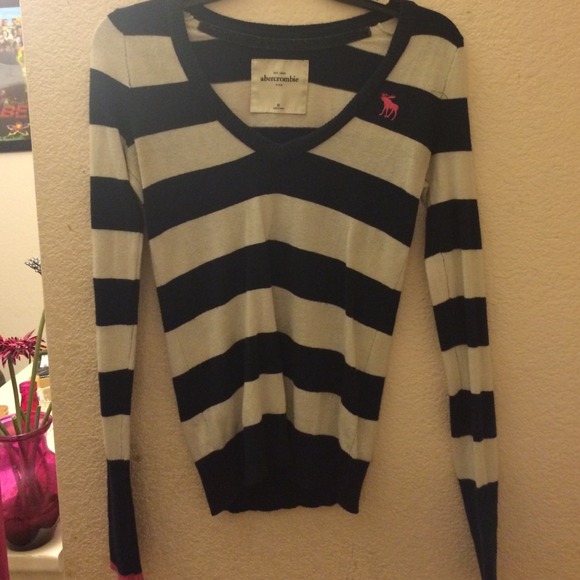 Abercrombie long sleeve