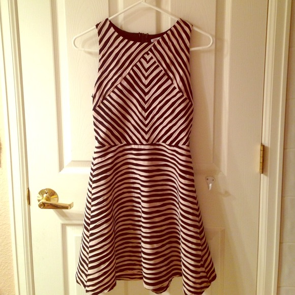PINK & BLACK STRIPE SLEEVELESS MINI DRESS