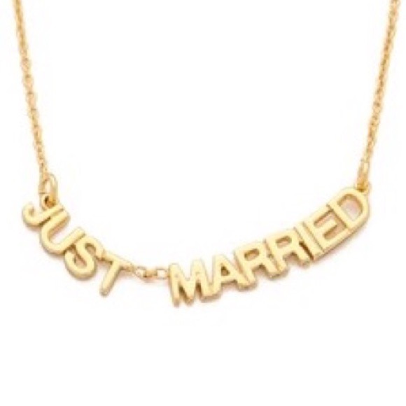 🆕 kate spade "just married" necklace
