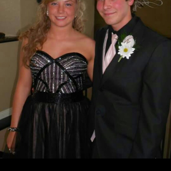 Black prom dress