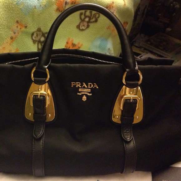 Prada - Picture 2 of 4