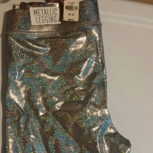 Selling metallic Victoria secret leggings