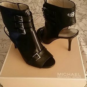Michael Kors Roswell Bootie VERY NEW worn once