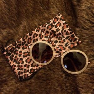 Classic Round Sunglasses⚡️