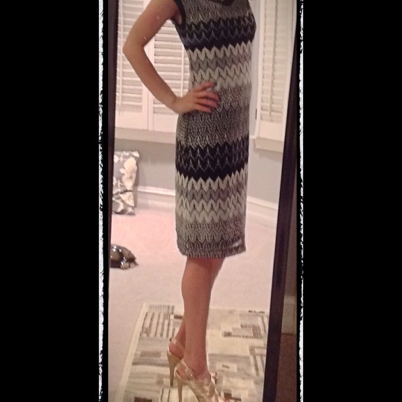 Flame Stitch Dress - Picture 1 of 3