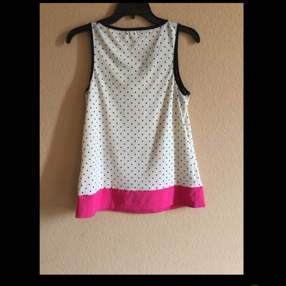 Blouse ๐ - Picture 3 of 3
