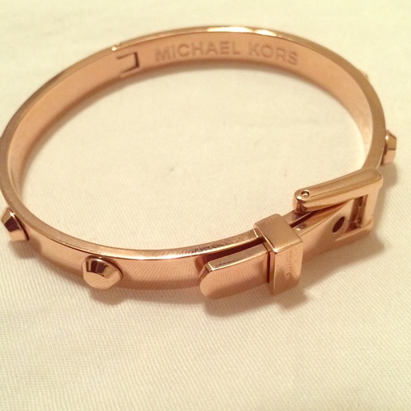 Michael Kors bangle