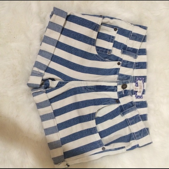 High waisted striped shorts