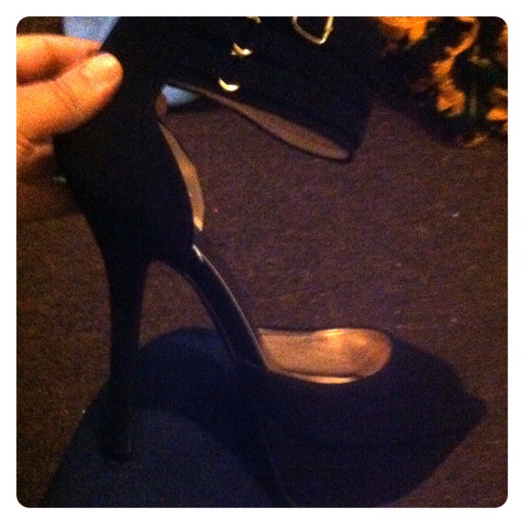 Black stiletto heels bought at Charlotte Russe - Picture 1 of 1