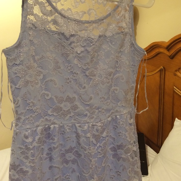 Color as in picture. Stretchy and flattering - Picture 2 of 4